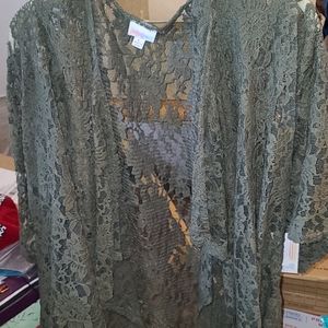Brand new Lularoe Monroe Kimono size L